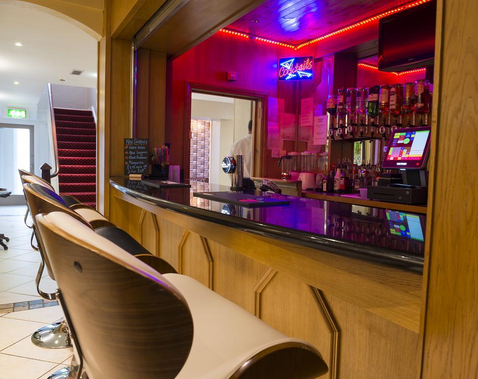 Hotel Kilmorey Arms